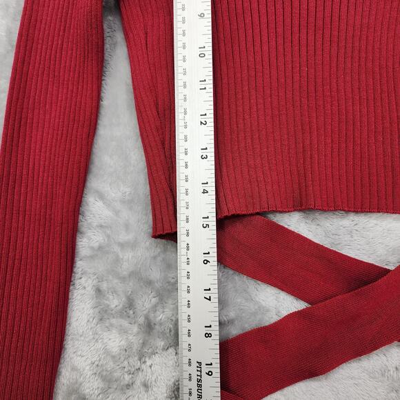 Madden Girl Top Womens XS Red Ribbed Knit Mock Neck Long Sleeve Open Back Tie - Picture 8 of 10